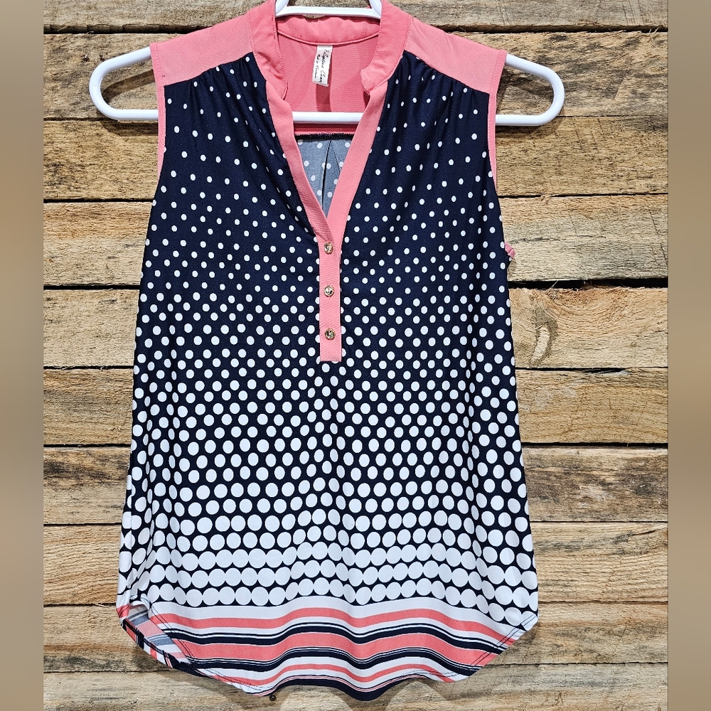 PerSeption Concept sleeveless shirt size medium Polka‎ dots